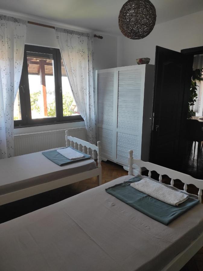 Hostelche Guest House Szendrő Kültér fotó