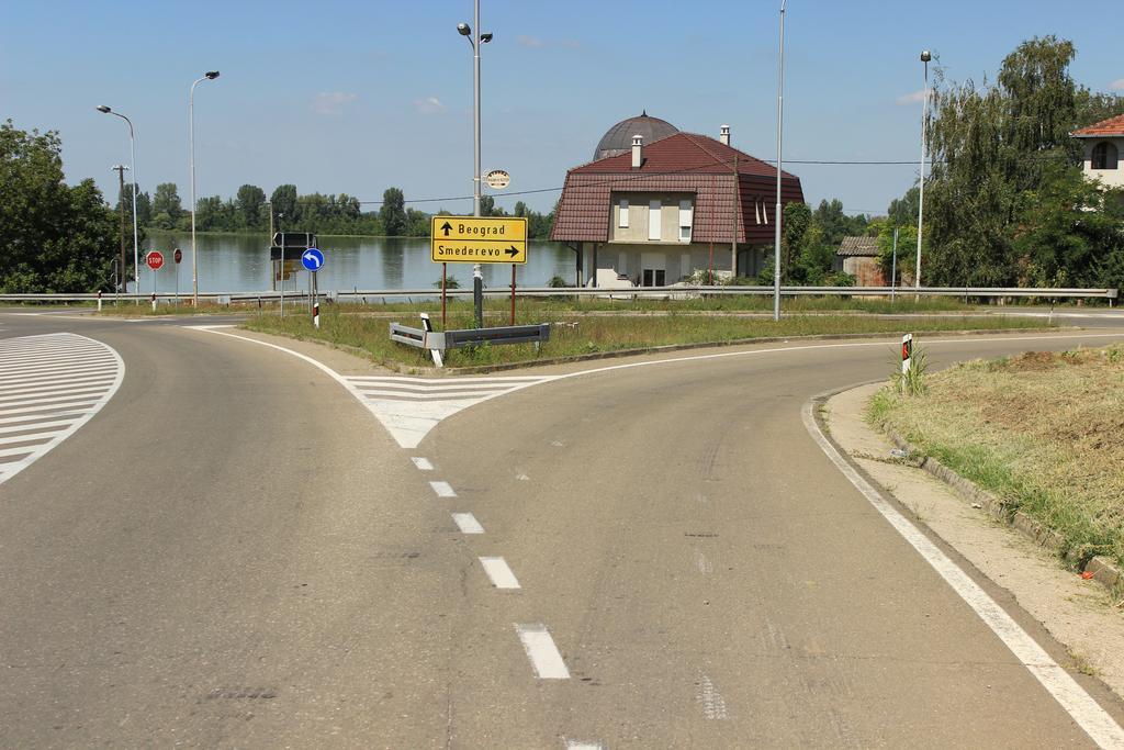 Hostelche Guest House Szendrő Kültér fotó