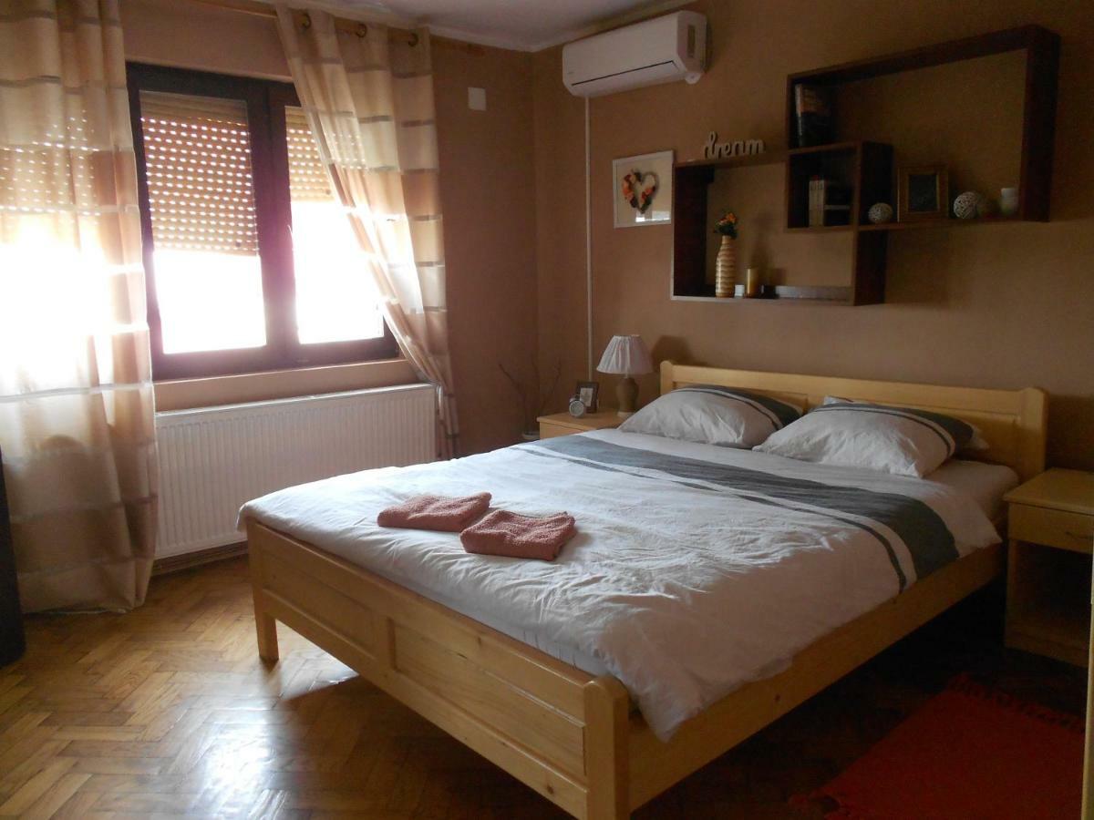 Hostelche Guest House Szendrő Kültér fotó